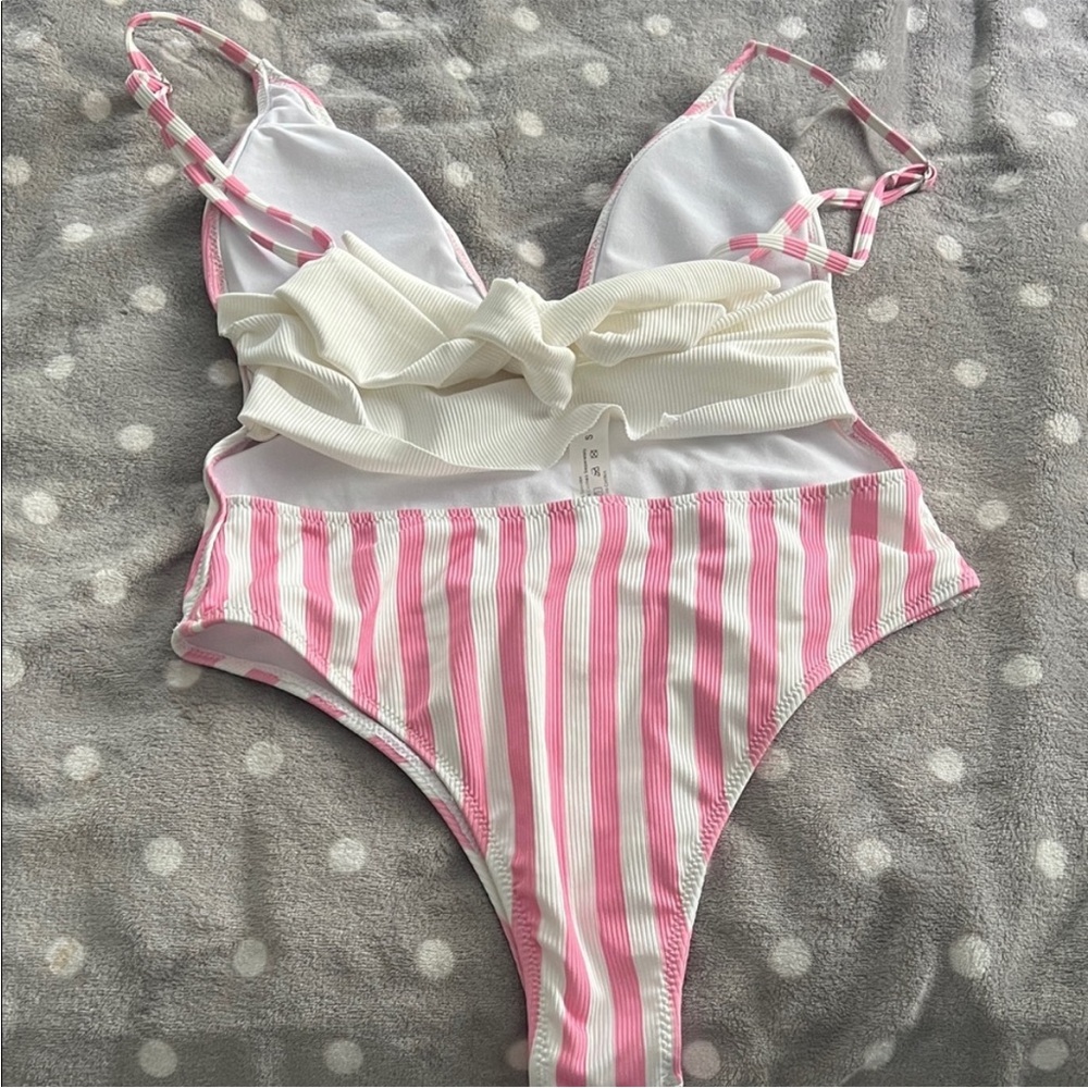 SHEIN | Women’s Size S Pink&White Striped Swimsuit - Picture 4 of 7